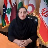 سمیه مقدم